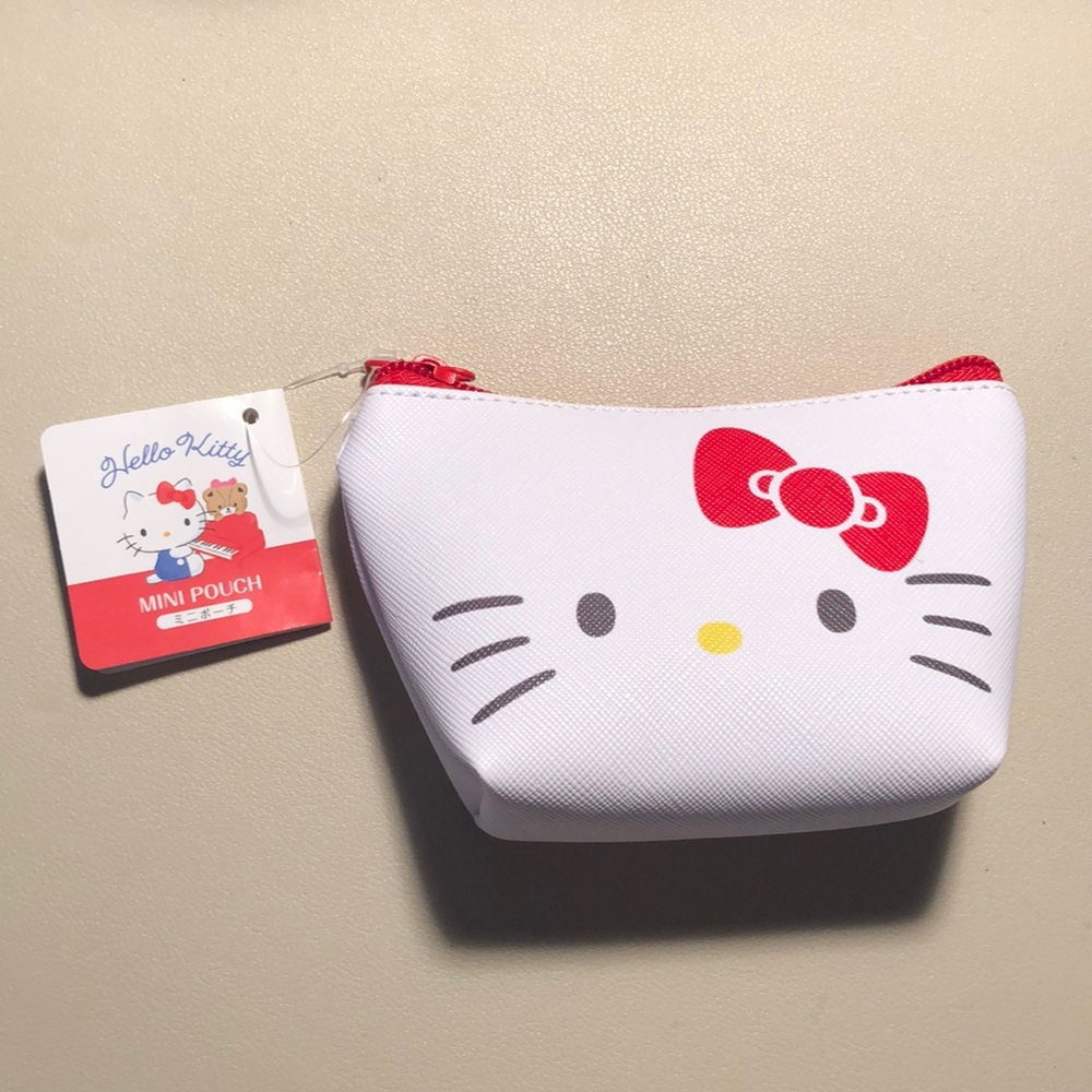 BNWT Hello Kitty Sanrio Mini Pouch